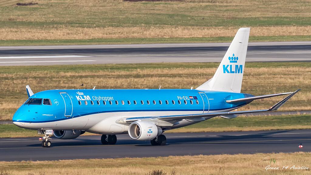 KLM Cityhopper Embraer keert terug naar Schiphol na technisch mankement