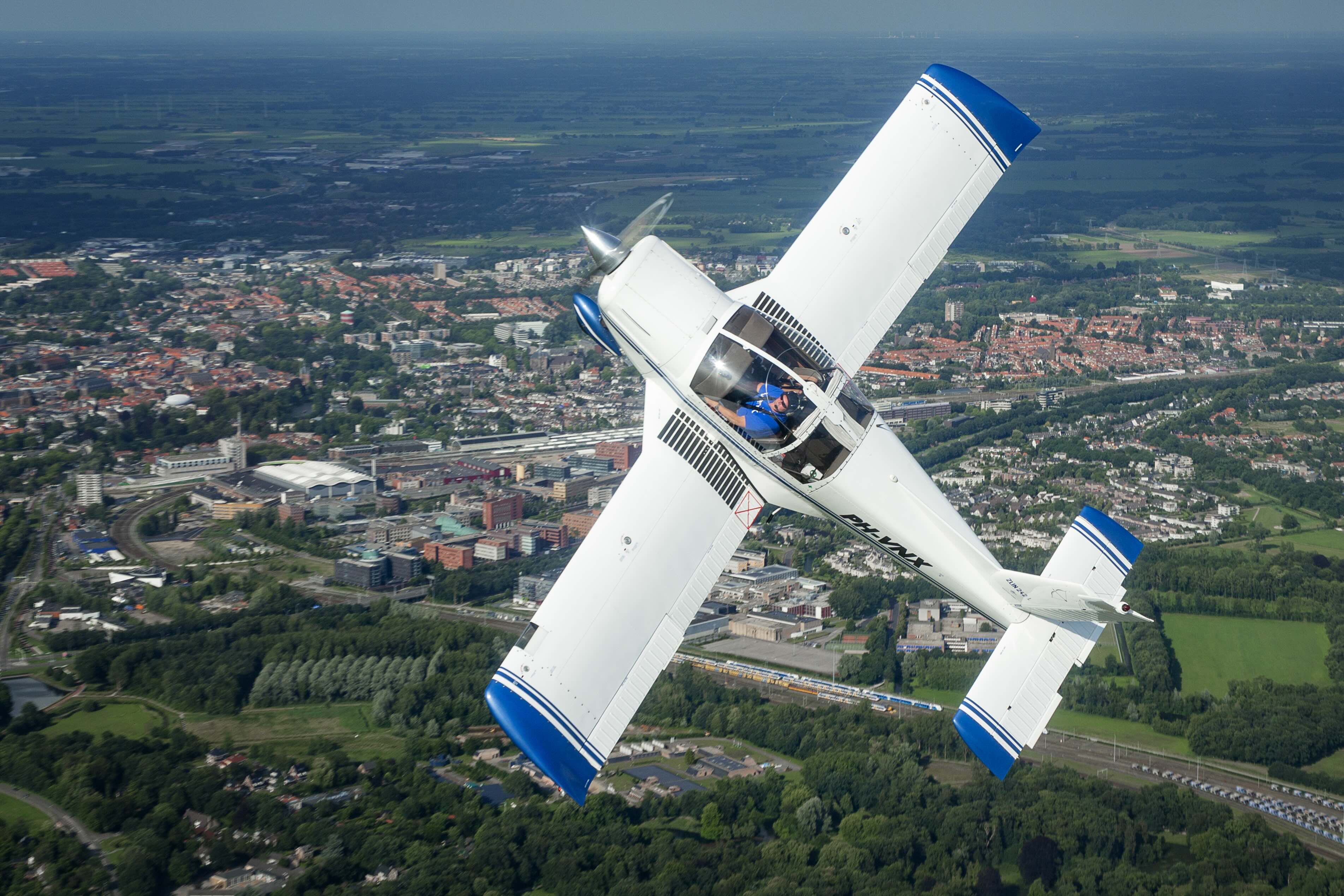 Aerobatic Rating bij Advanced Flight Manoeuvring Training