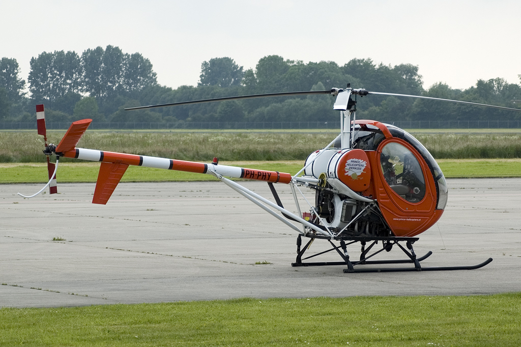 Schweizer 269C