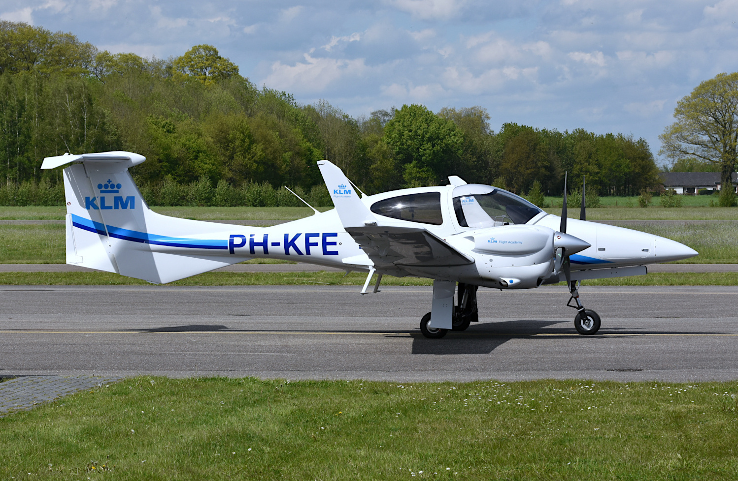 Diamond Twinstar DA42